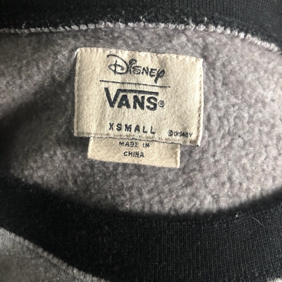 One of a kind minnie mouse x vans sweater - Picture 2 of 4